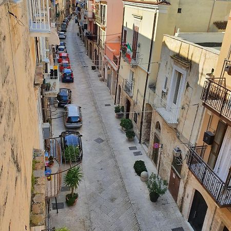 Domus 73 Apulian Holidays Barletta Exterior foto